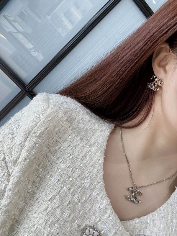 Chanel necklace 1lyx29 (2)